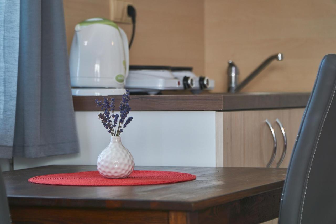 Apartmany Marjanka Jenisovice  Εξωτερικό φωτογραφία